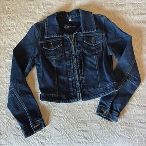 BEBE Cropped Denim Jean Jacket sz XS ~ 34 chest, 17” crop length ~ Medium Blue